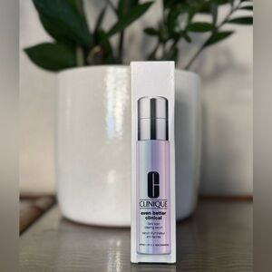 Clinique Even Better Clinical Dark Spot Corrector + Interrupter